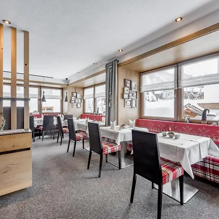Hotel Sportpension Carinthia-2